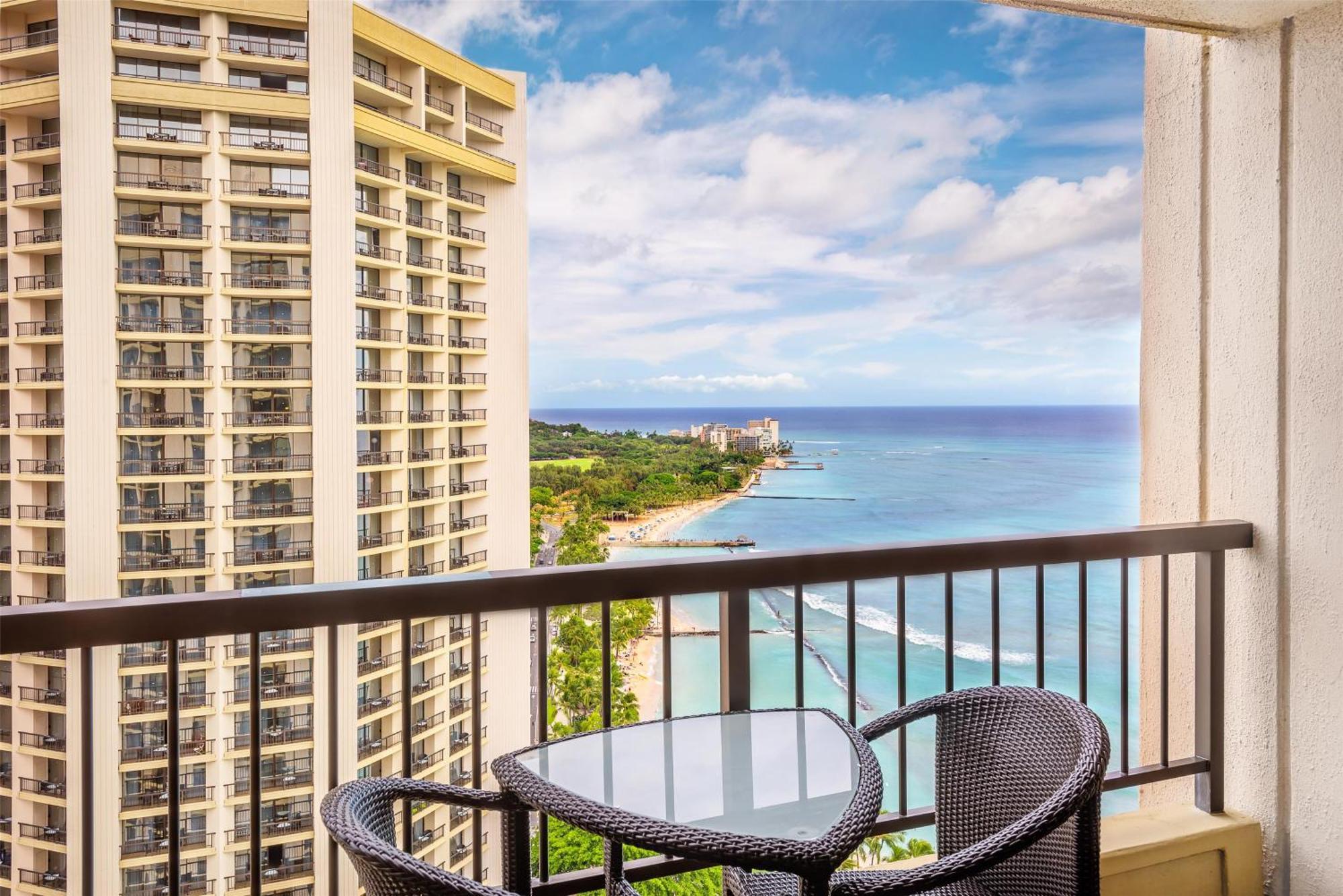 Hyatt Regency Waikiki Beach Resort & Spa Honolulu Exterior photo