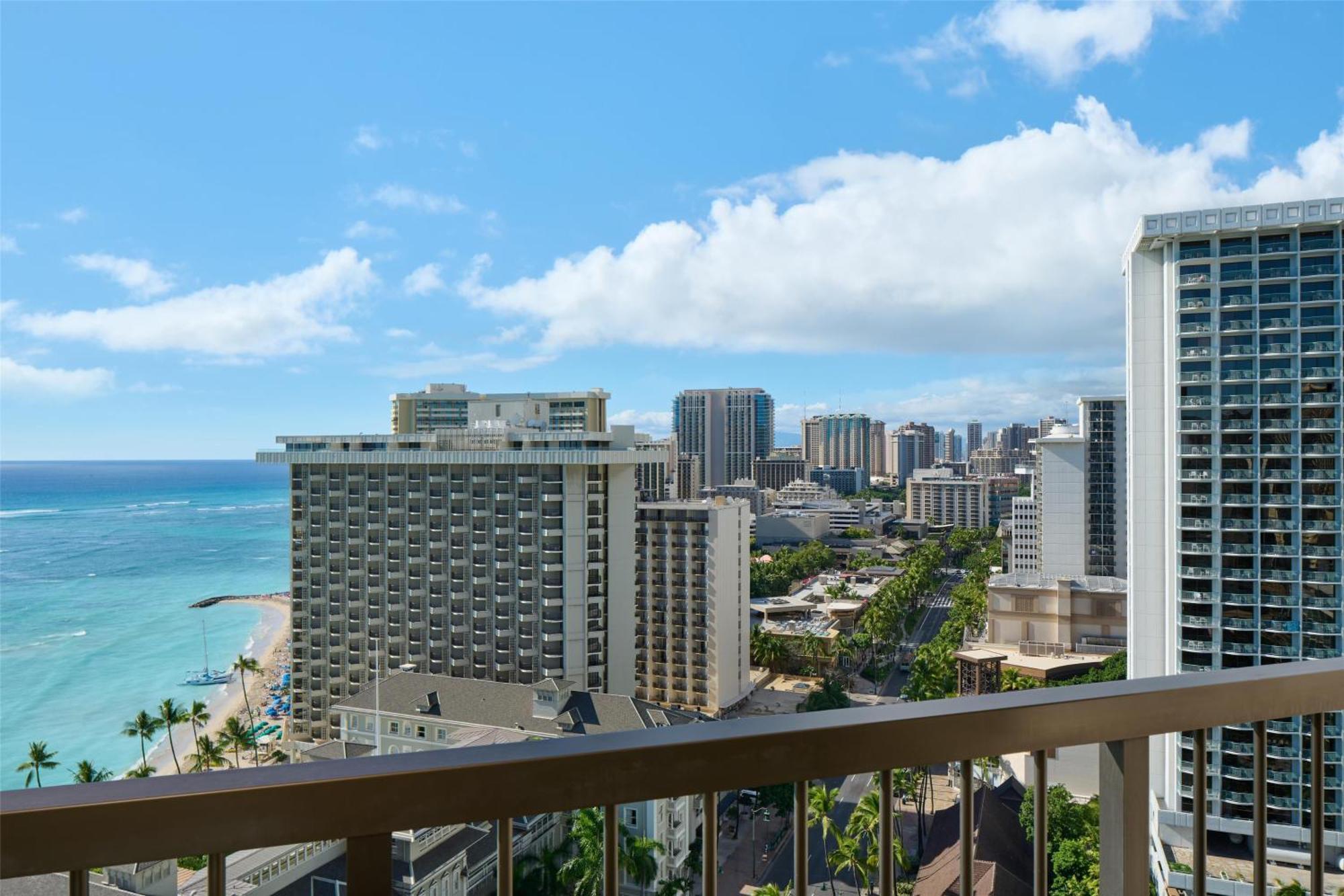 Hyatt Regency Waikiki Beach Resort & Spa Honolulu Exterior photo