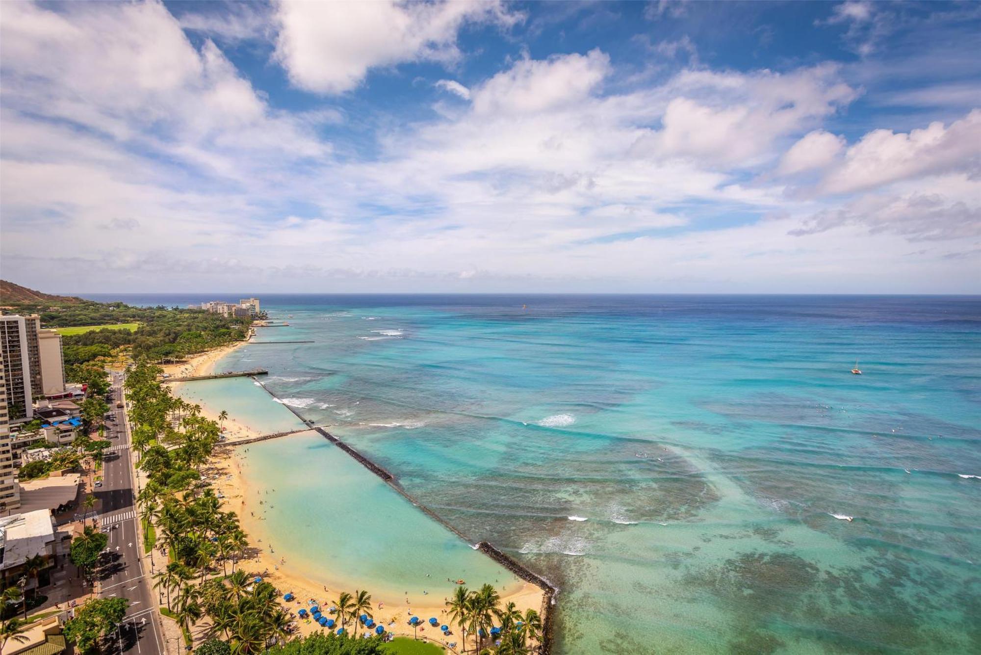 Hyatt Regency Waikiki Beach Resort & Spa Honolulu Exterior photo