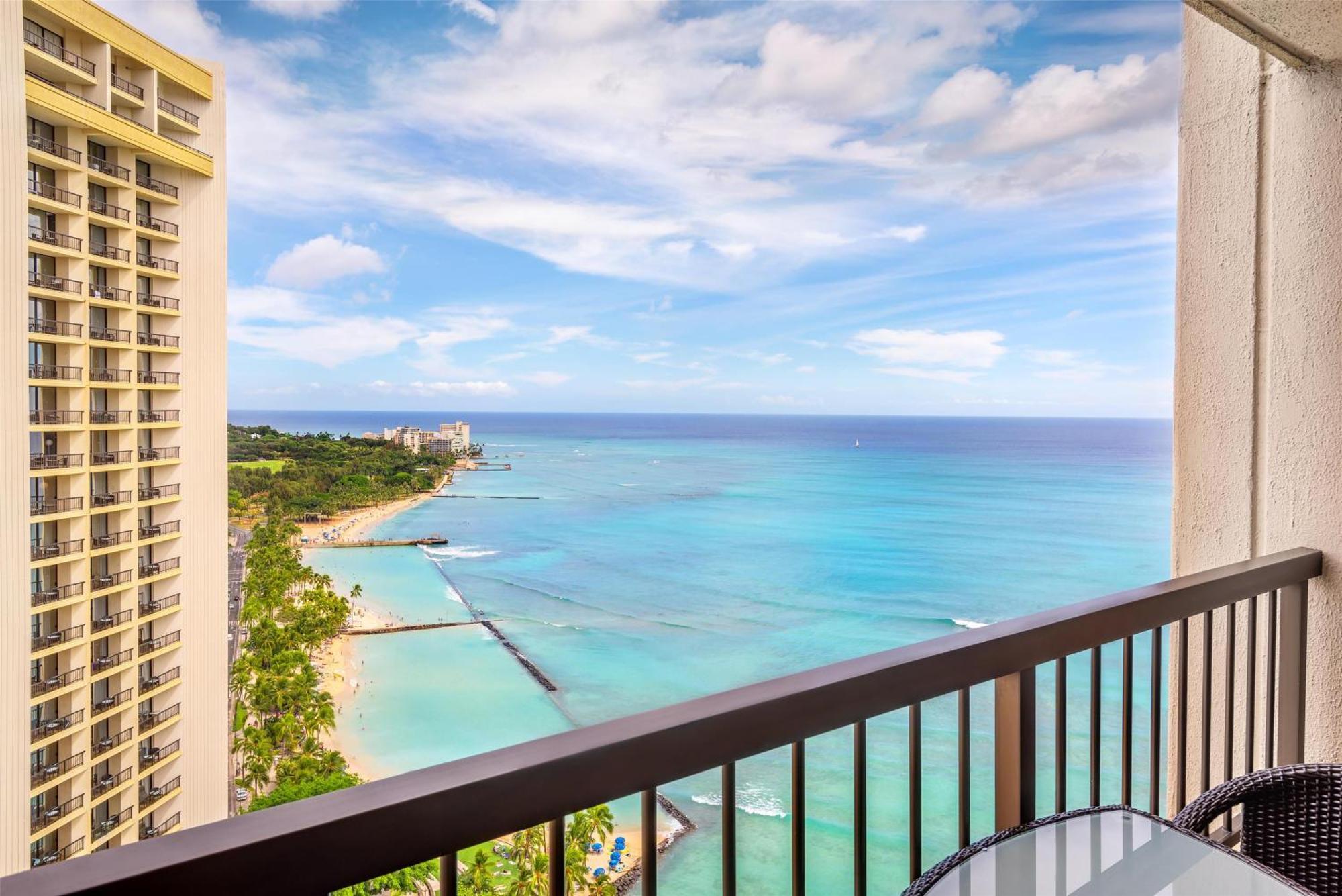 Hyatt Regency Waikiki Beach Resort & Spa Honolulu Exterior photo