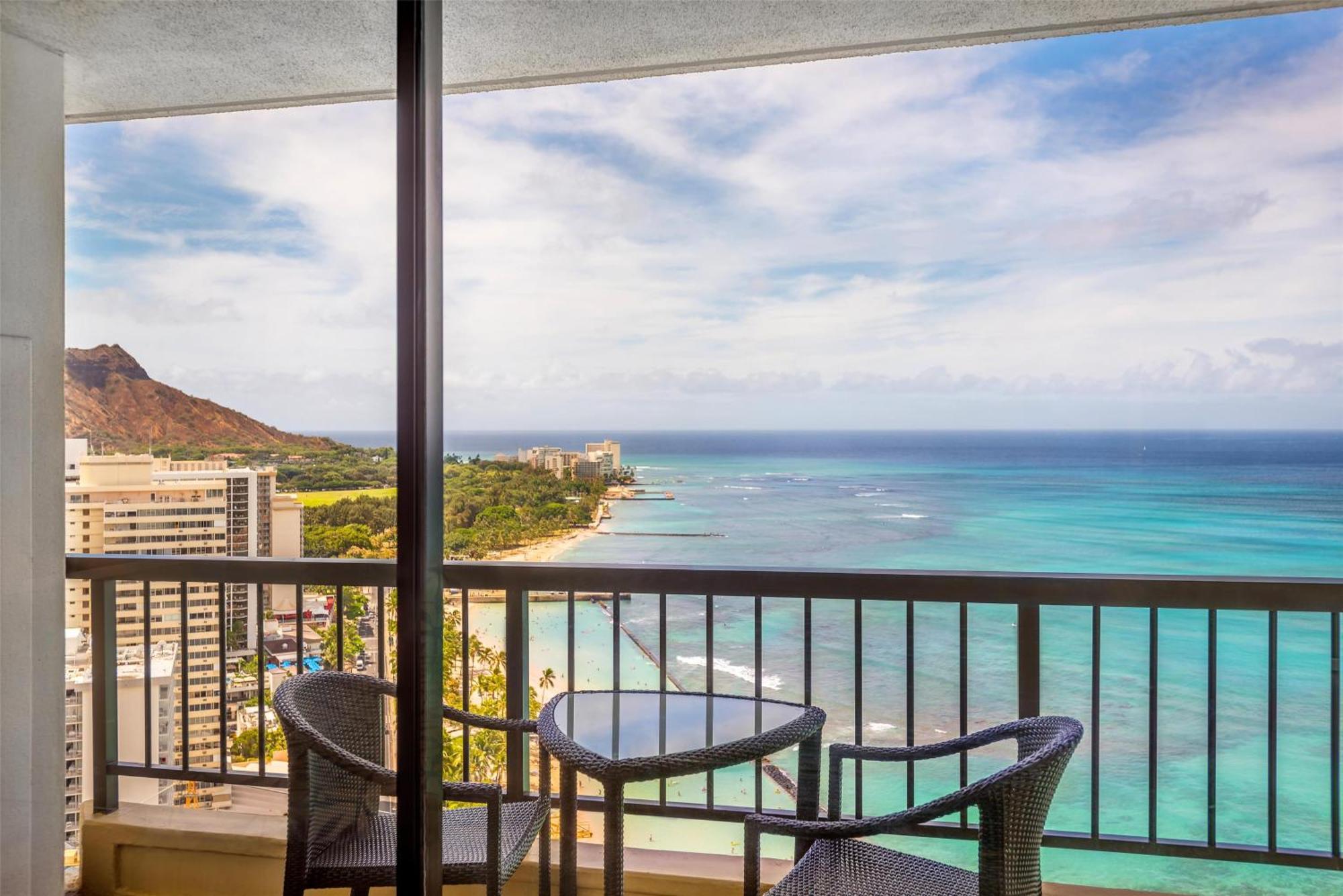 Hyatt Regency Waikiki Beach Resort & Spa Honolulu Exterior photo
